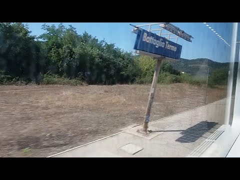 HD - Transito presso Battaglia Terme a bordo del Frecciabianca (FB 8816) Lecce - Venezia S. Lucia