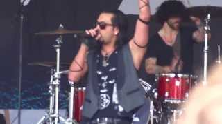 Pop Evil - Hero live @ Welcome To Rockville 2013