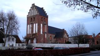 preview picture of video 'Birkerød kirke - Nytårsgudstjeneste'