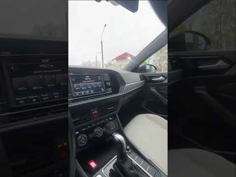 фото volkswagen jetta vii 0