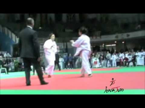 italiajudo.com_Torneo Sankaku2011_Finale Jun-Sen 78 Kg_Vendrame Debora vs Della Corte Angelica.m4v
