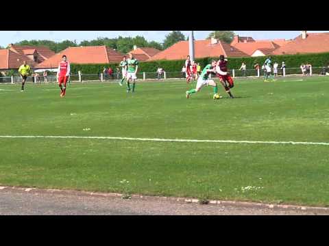 LENOIR FABIEN CFA2 VAFC FEIGNIES 1MAI2011 match8 contact avec PALLOIS et MFUY