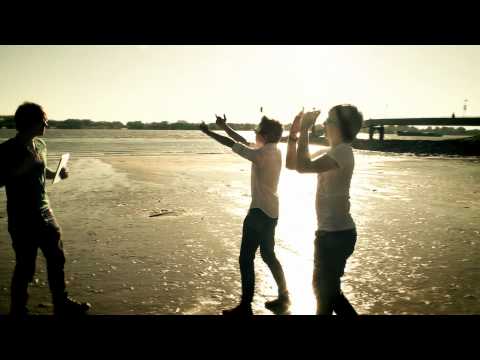 DJ M Marley - On The Beach Musikvideo 2011
