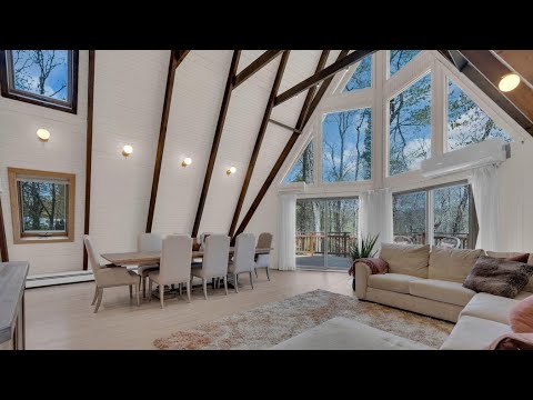 Touring a Unique Open-Layout Home in Jackson, NJ for Only $799k