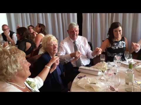 That's Amore With The Best Singing Waiters