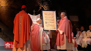Highlights -  Holy Mass presided over by Pope Francis, Ajaccio, december 15 2024
