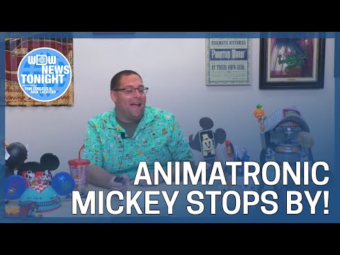 Animatronic Mickey Stops By! - WDW News Tonight