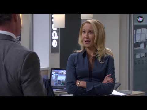 Ground Floor s01e07 - Threepeat trying to intimidate the new staff....🤣