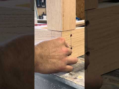 Attaching table legs with ZERO hardware! #woodworking #diy #shoporganization #shopfurniture