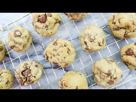 Avocado Oil Chocolate Chip Cookies | Yo Mama's Foods