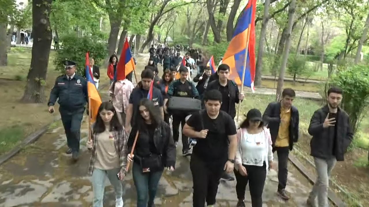 Երիտասարդները Երևանում բողոքի ակցիա են անցկացնում. ուղիղ