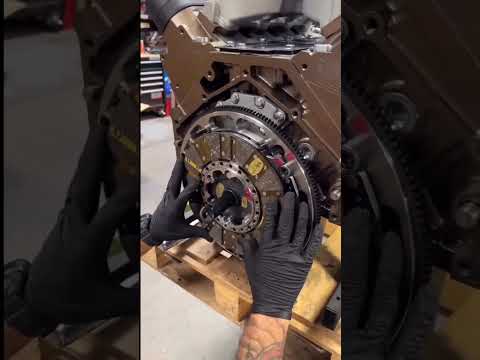 clutch fitting process in big engine