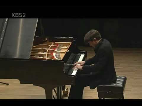 Freddy Kempf plays Beethoven's Pathetique Sonata in C Minor, 1st Movement