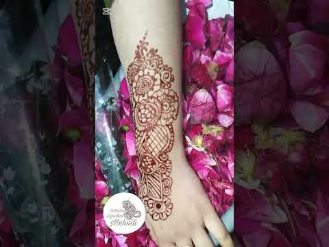 Mehndi design #trending #SamihaSignatureMehndi#mehndi