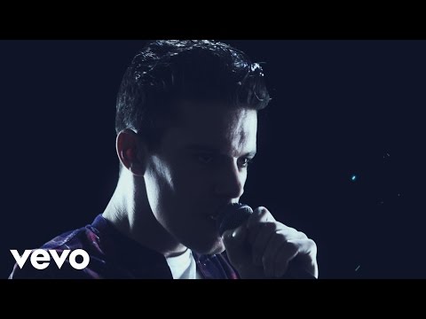 I Am Giant - Kiss From A Ghost (Streaming Version)