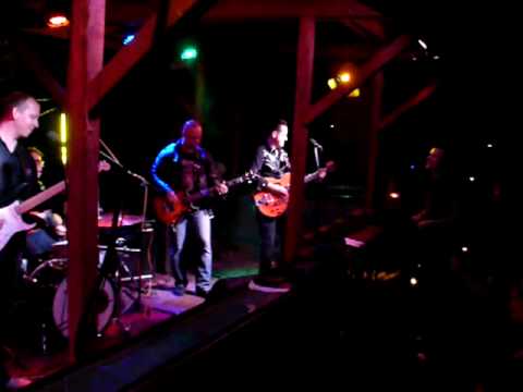 Pavulon Twist na Herbatniku-2