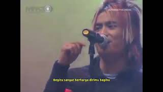 Download lagu ST 12 - Aku Masih Sayang (Made In Indonesia 2006) Unofficial Video & Lirik #st12 #setiaband mp3