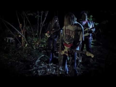 Total Slacker - Sometimes You Gotta Die (Official Video)