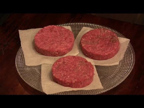 How to Make a Burger With Ground Chuck : Burger...