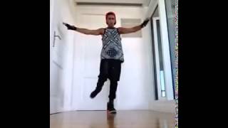 Justin Bieber    What&#39;s Hatnin&#39; Robin Verrecas Dancing