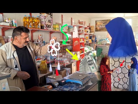 🛍️ "Historical first sale: Zahra sold her craft to the shop owner!