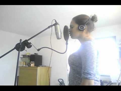 Sara Castelli - Girls just want to have fun