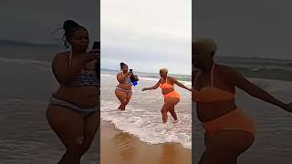 🇿🇦Priceless happiness #beach #travel #beachvibes #durban #beachwalk #beachday