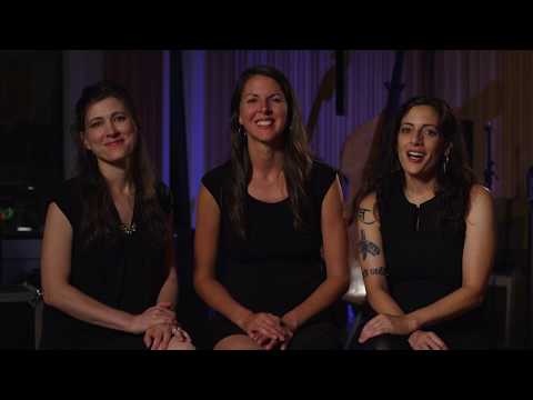 The Wailin’ Jennys - Love Me Like A Rock (Live on eTown)