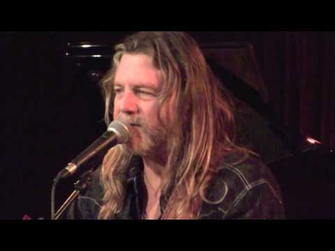 Walt Wilkins & The Mystiqueros | Watch it shine