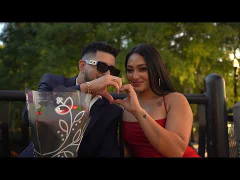 La Hondureña - Fer Martinez Y Sus Cuates De Olancho ( Video Oficial)🇭🇳👱🏻‍♀️
