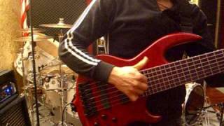 Video thumbnail for Will Karling plays 7 strings bass Conklin GT7 by Will Karling