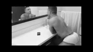 Pretty Gang Twerk by Julian Serrano