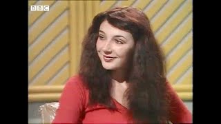 Kate Bush Interview + live performance “Kashka From Baghdad” (Ask Aspel, 1978)