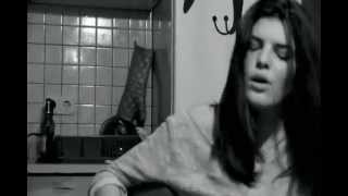 Lovely Quinces - When I&#39;m Gone ( Kitchen session)