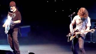 Soundgarden - &quot;Gun&quot; - Live in Irvine