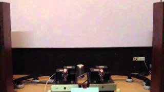 Carol Kidd - Lean Baby