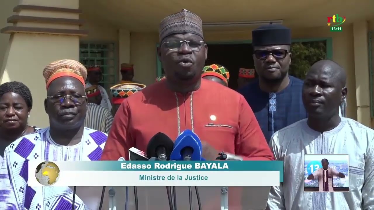Rencontre du Ministre de la Justice E. Rodrigue Bayala avec les acteurs coutumiers et traditionnels