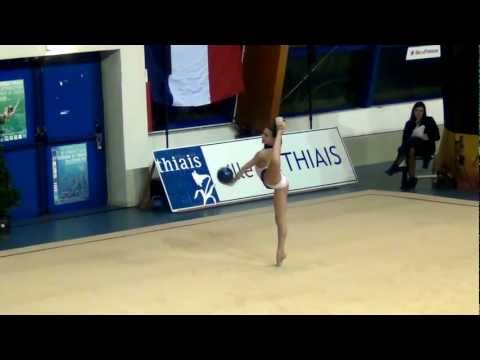 Bonnie White- Championne de France 2013 Fédérale minime/ au ballon