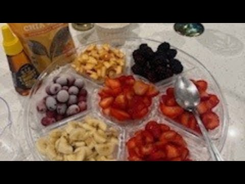 Spooky Fruit Glow Cups | Healthy Halloween Snack for Kids & Families 👻🍓