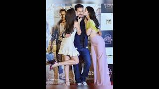 Download lagu #Mumbai Dilli Di❤️😍#lviral song😜#bollywood mp3