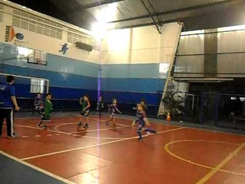 Leo Brittes Intercepta a bola no campo de defesa avanca e marca na saida do goleiro... Golaco!!!!I