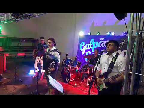 Atorando Um Xote / Castração A Pealo - Grupo Galpão Serrano