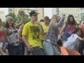 Another Gangnam Style Flashmob But This One Involves 1000 People In Moscow And Is Pretty Good