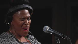 Tiffany Wilson - Eyes Closed (Live on KEXP)