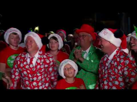 Field Family Winning Light Show - The Great Christmas Light Fight Season 4