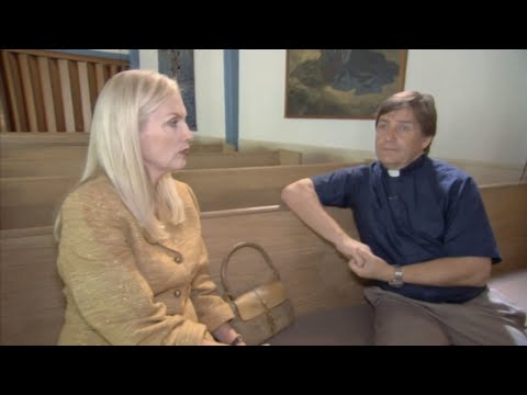 Gunilla träffar en Präst - Svenska Hollywoodfruar (S4 Ep7)