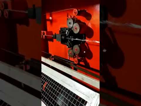 Barbed Wire kata tar Machine