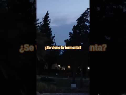 🌩 Se va preparando la tormenta anunciada #capilladelmonte #tormentas #rodarparacontarla