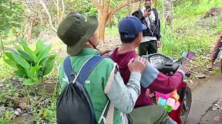 Download lagu Full Perjalanan ke Bukit Seruni: Melihat Penanaman Bawang Putih mp3 Download lagu Full Perjalanan ke Bukit Seruni: Melihat Penanaman Bawang Putih mp3