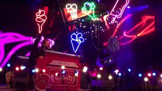 Non mi sopporto - Renzo Rubino live - Il gelato dopo il mare tour - Porta di Roma - Roma 09/07/2017.